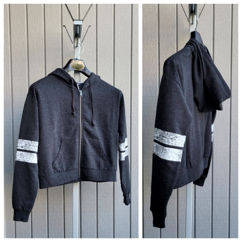 Charcoal Cropped Hoodie with White Stripes Full Zip Front Pockets NWOT